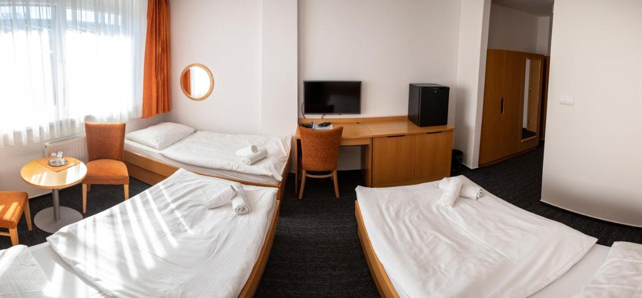 Hotel Puls Ostrava Extérieur photo