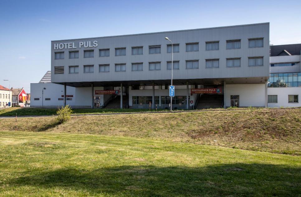 Hotel Puls Ostrava Extérieur photo
