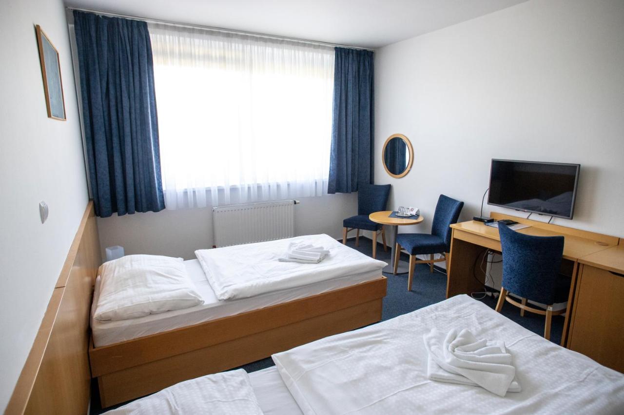 Hotel Puls Ostrava Extérieur photo