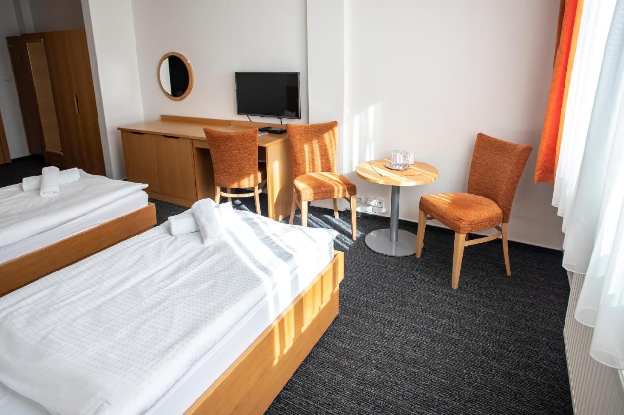 Hotel Puls Ostrava Extérieur photo