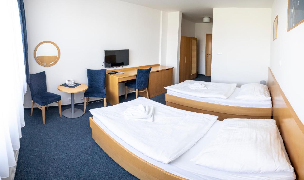 Hotel Puls Ostrava Extérieur photo